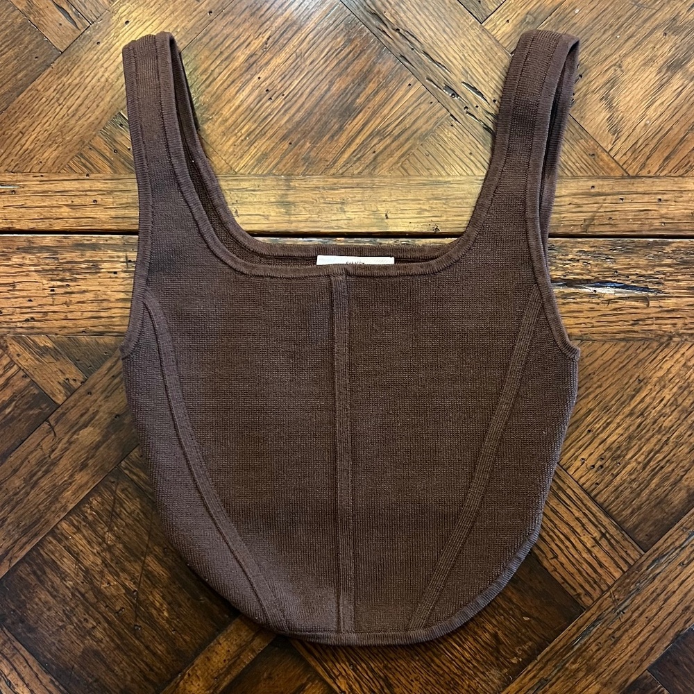 Aritzia Babaton Sculpt Knit Tank